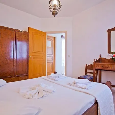 Landeris מלון דירות